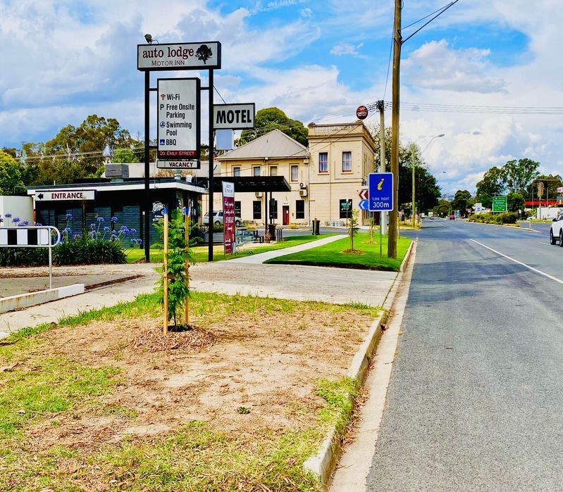 Auto Lodge Motor Inn